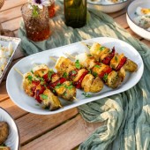 Frigărui de pui cu legume 